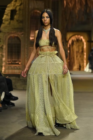 Hoa hậu Thùy Tiên,  Nguyễn Thúc Thùy Tiên ảnh 4 Hoa hau Thuy Tien,  Nguyen Thuc Thuy Tien anh 4