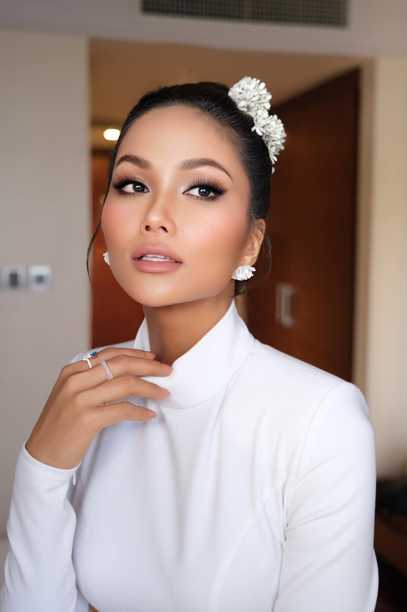 H'hen Nie,  Thoi trang Sao anh 3