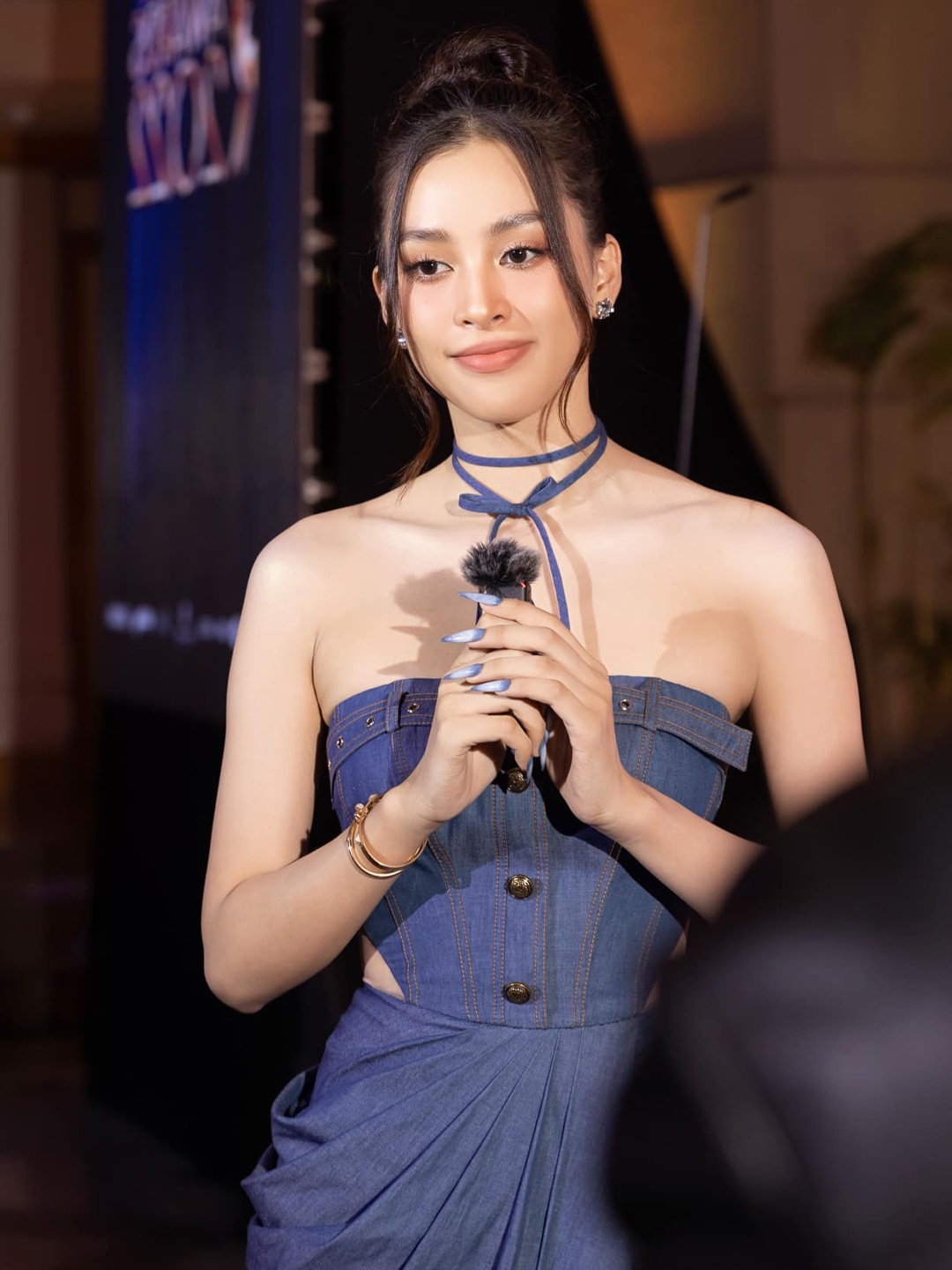 Tieu Vy,  Ngoc Chau,  Angela Phuong Trin anh 9