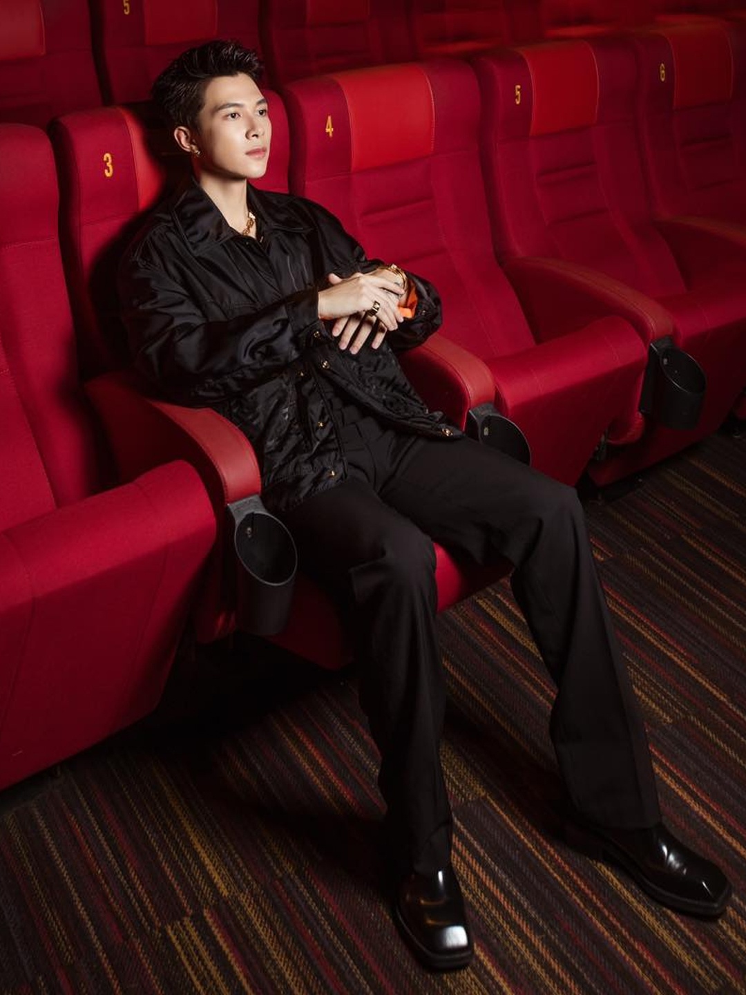 Tieu vy,  Le Duong Bao Lam,  Midu anh 4