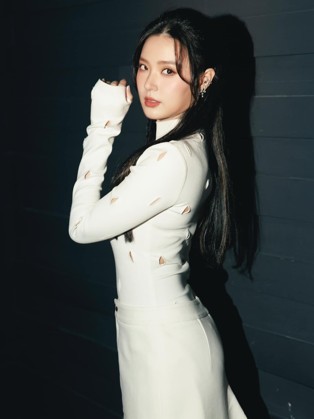 Tieu vy,  Le Duong Bao Lam,  Midu anh 9