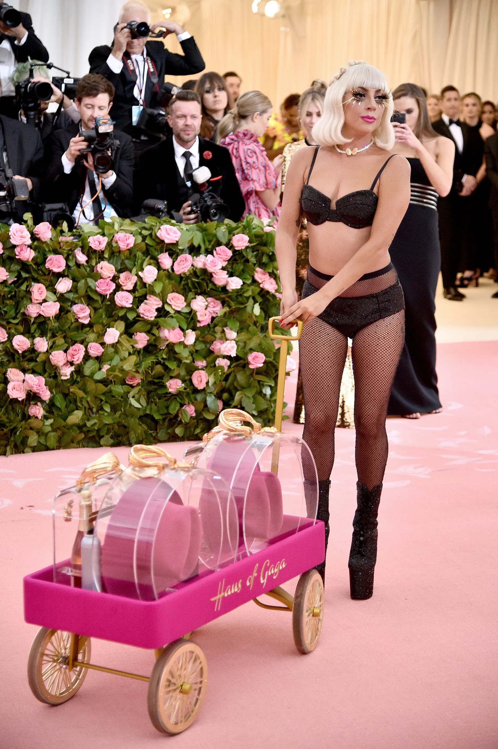 Thoi trang Chi Pu anh 7