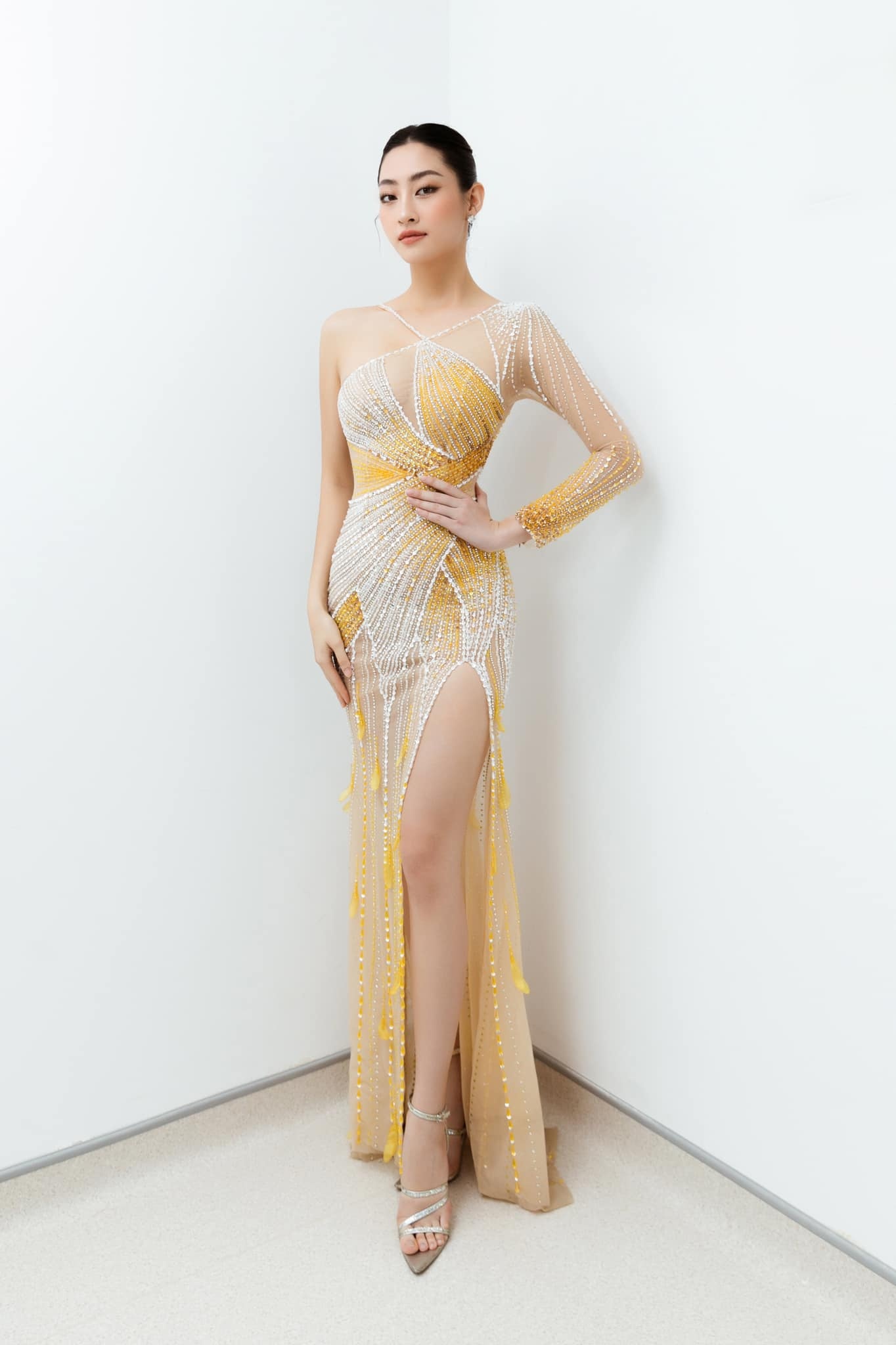 Hoa hau Mai Phuong anh 6