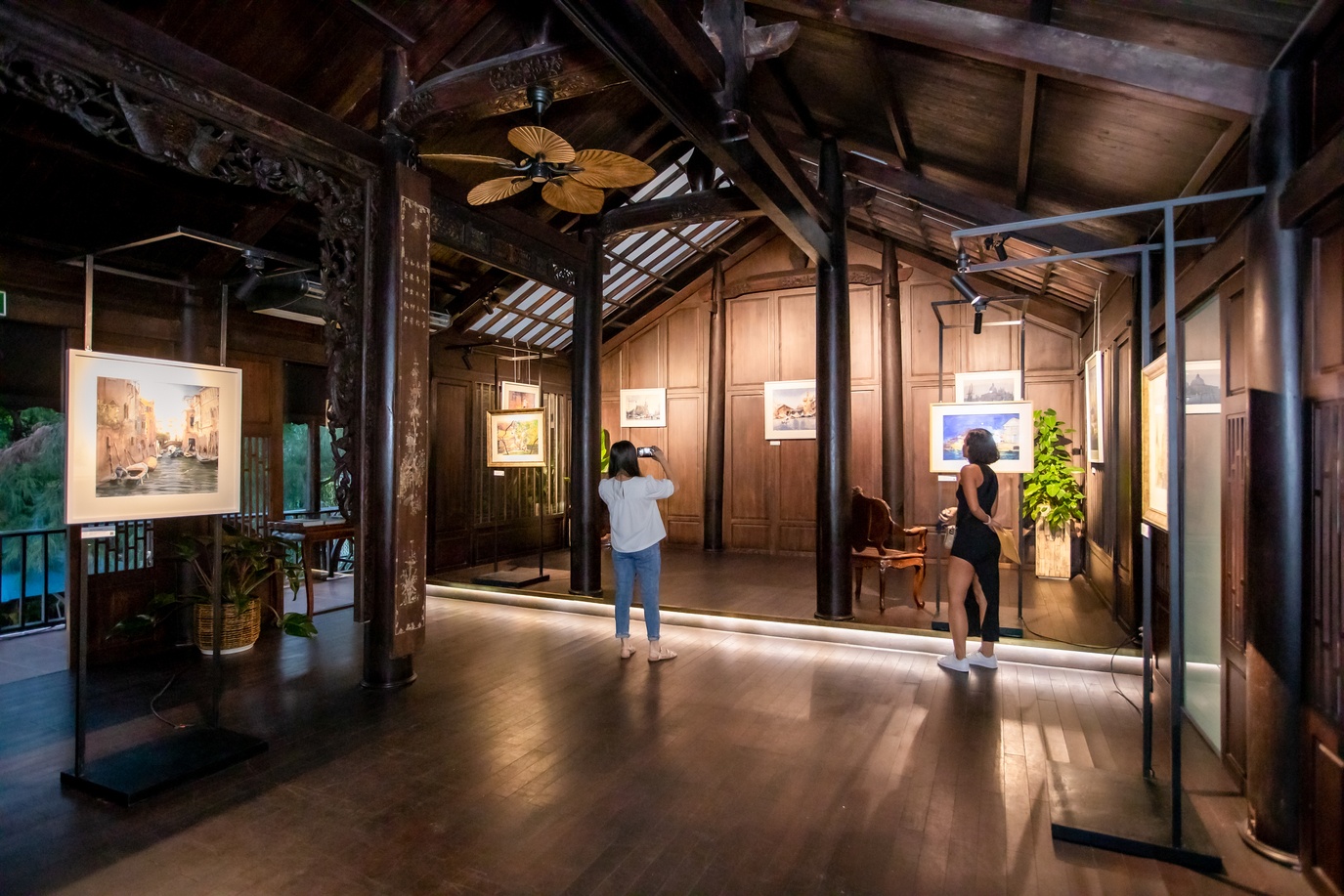 triển lãm tranh ảnh 1 trien lam tranh anh 1