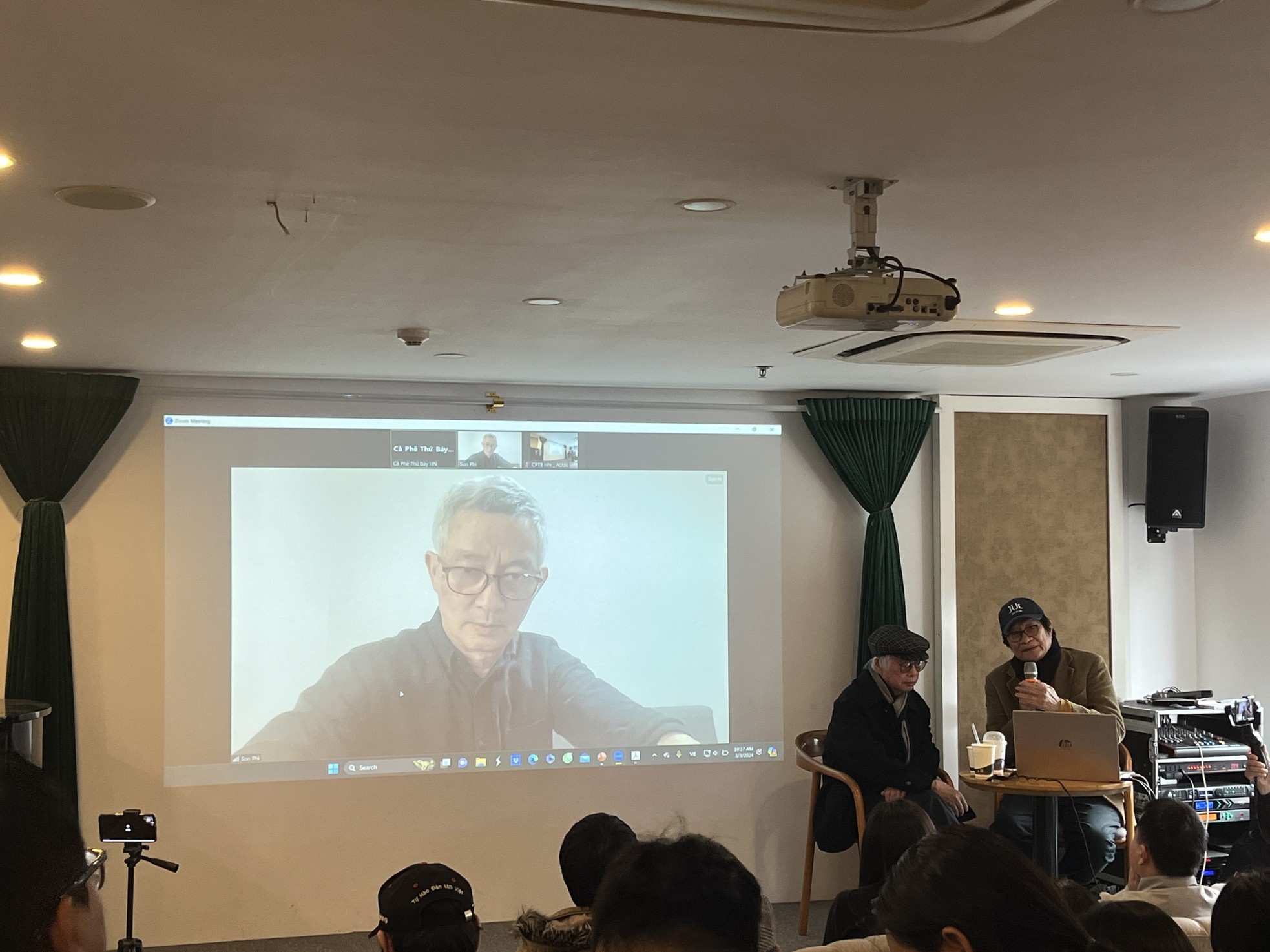 Dao,  Pho va Piano anh 1