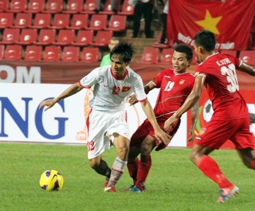 HLV Miura doi dau voi nha cam quan so 1 DNA hinh anh