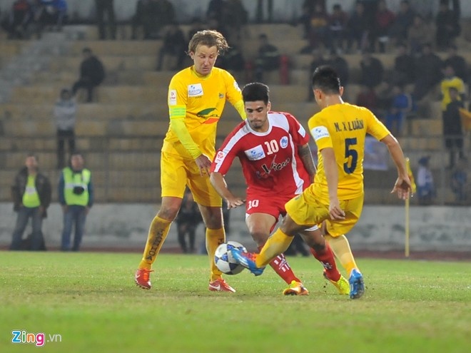 Thanh Hoa hut hoi trong cuoc dua vo dich V.League 2014 hinh anh