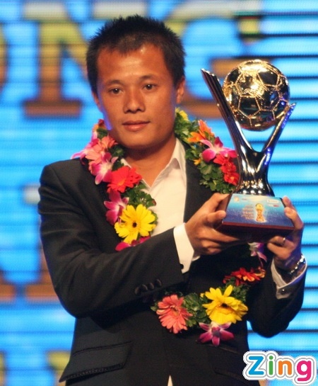 Sao Viet nga ve Tay Ban Nha trong cuoc dai chien voi Ha Lan hinh anh