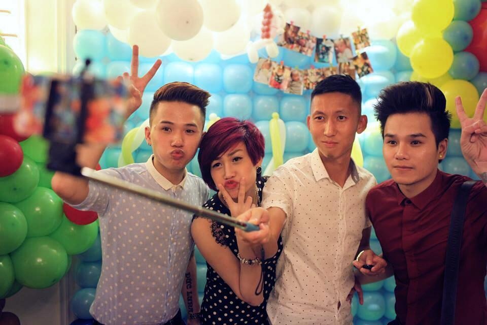 Cau thu V.League kiem them bang ‘gay tu suong’ hinh anh