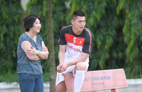 Michel Lê thất bại chỉ sau một buổi tập cùng U23 Việt Nam