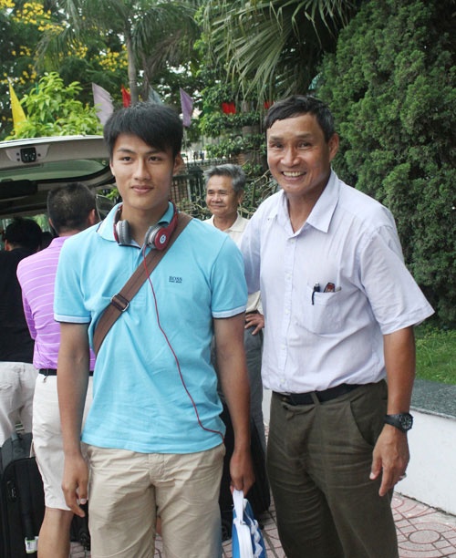 HLV Mai Đức Chung từng thuyết phục thành công Mạc Hồng Quân về nước chơi bóng. Ảnh: infonet