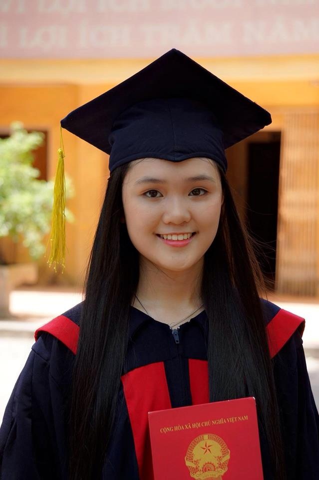 Quỳnh Anh đã viết về thần tượng Văn Quyết trong bài thi đại học của cô. Ảnh: NVCC