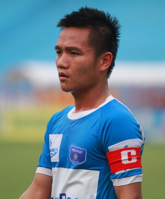 Thanh Trung từng được triệu tập vào đội tuyển Việt Nam tham dự AFF Cup 2010 đeo băng đội trưởng tại Hòa Phát Hà Nội khi mới 23 tuổi