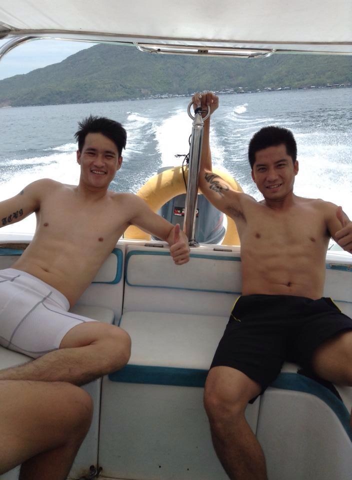 Gia đình Công Vinh đang tận hưởng kỳ nghỉ ở Nha Trang. Ảnh: FBNV