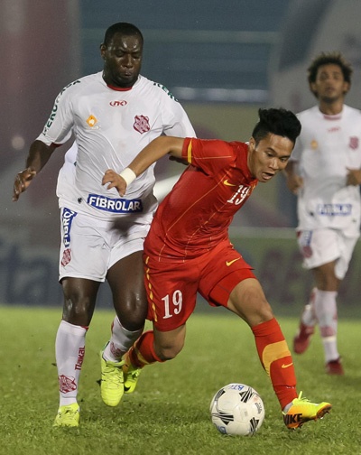 Trần Phi Sơn cùng các đồng đội ở SLNA sẽ nắm giữ vai trò rất quan trọng tại Olympic Việt Nam.