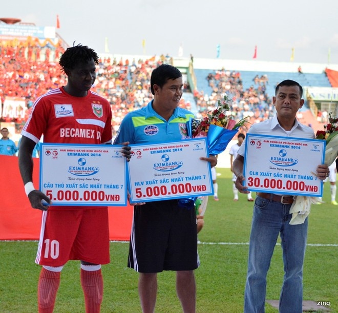 Nhưng HLV Nguyễn Thanh Sơn mới là người sở hữu