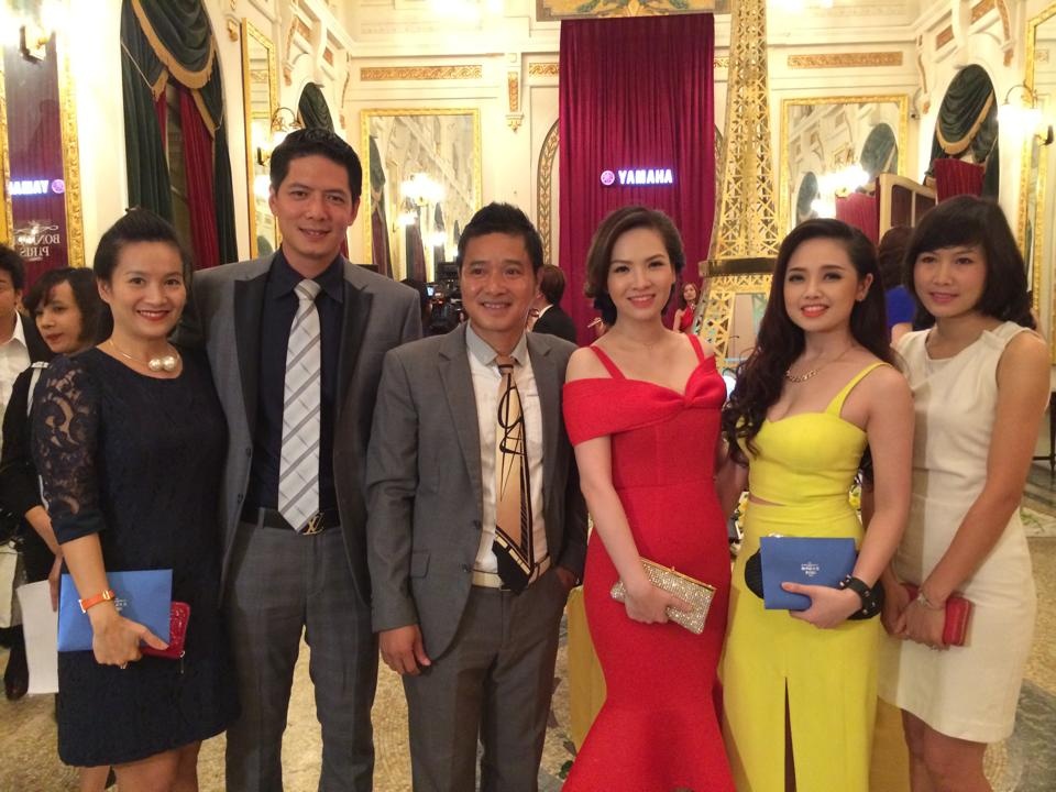 Tất nhiên, chiều cao không phải là thế mạnh của Hồng Sơn