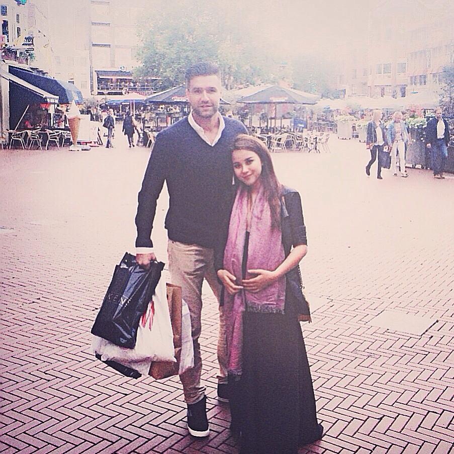 Nàng nữ DJ xinh đẹp cùng chồng đã chuẩn bị khá công phu