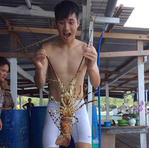 Tiền đạo xứ Nghệ đang trải qua những ngày thảnh thơi sau mùa giải.