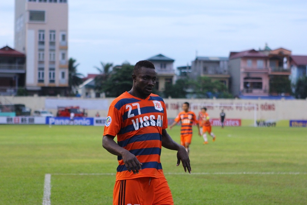 Nhưng anh khó lòng cạnh tranh được sức càn lướt của những ngoại binh như Suleiman.