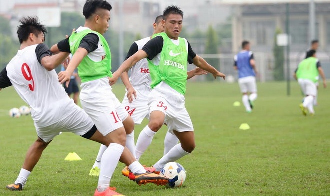 HLV Miura ‘ha do van’ 4 tuyen thu U23 Viet Nam hinh anh