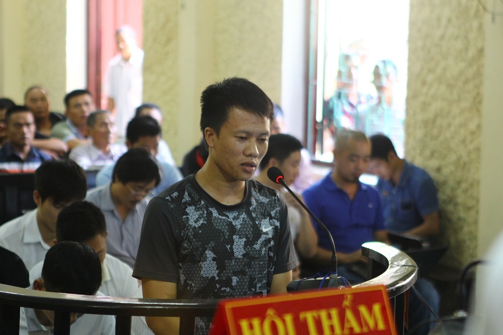 Me cau thu Ninh Binh ca do phan doi an phat 30 thang tu hinh anh