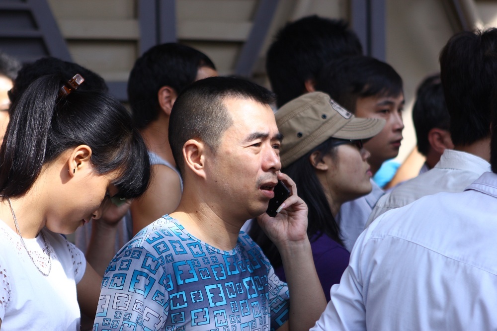 Vì không biết bao giờ mới đến lượt mình.