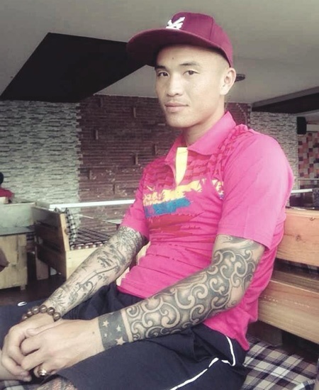 Từ chi phí của Hồng Sơn có thể suy ra khoản tiền mà tiền vệ Lê Hữu Phát đã trả để phủ kín 2 tay. 