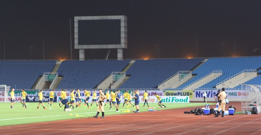 U19 Australia quyết định tập kín trên sân Mỹ Đình để giấu bài.