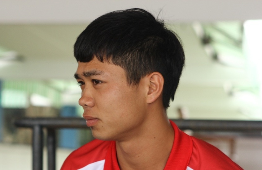 Vet han qua khu va doi mat buon cua Cong Phuong hinh anh