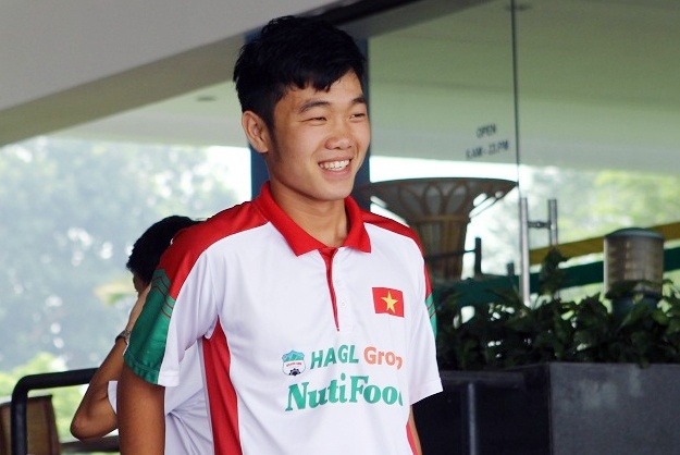 Cau thu U19 VN khuat phuc ‘dau gau’ bang mot cau noi hinh anh