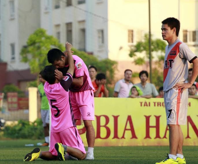 Nhưng họ đã không thể bảo toàn thành quả khi để MV Corp gỡ hòa.