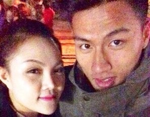 Mac Hong Quan nhan doi giay dac biet tu que nha hinh anh