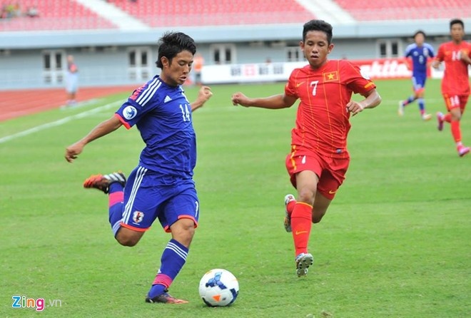 Các cầu thủ trẻ cần chơi bóng hồn nhiên và vô tư như chính lứa tuổi của họ.