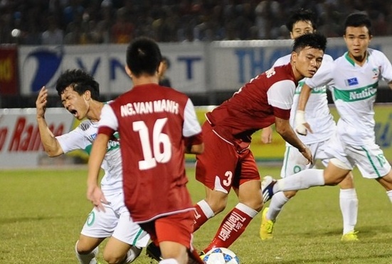 U19 HAGL va cau chuyen trau buoc ghet trau an hinh anh