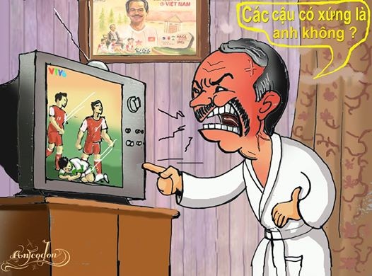 Bầu Đức không tránh khỏi bực tức khi chứng kiến 