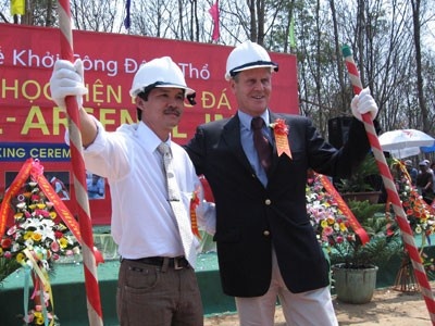 Bầu Đức trong lễ khởi công xây dựng Học viện HAGL Arsenal JMG.