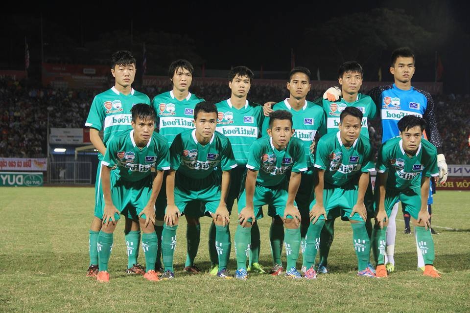 Lần đầu tiên được sát cánh cùng các đồng đội nỗi tiếng, Văn Tiến đã không bị ngợp và hòa nhập rất nhanh.