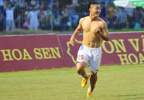 Tien dao U19 Viet Nam duoc len doi 1 SLNA hinh anh