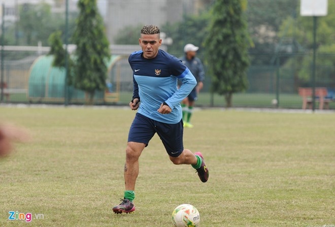 Việc sử dụng những ngoại binh nhập tịch chưa hề mang đến chức vô địch nào cho bóng đá Indonesia và Philippines những năm qua.