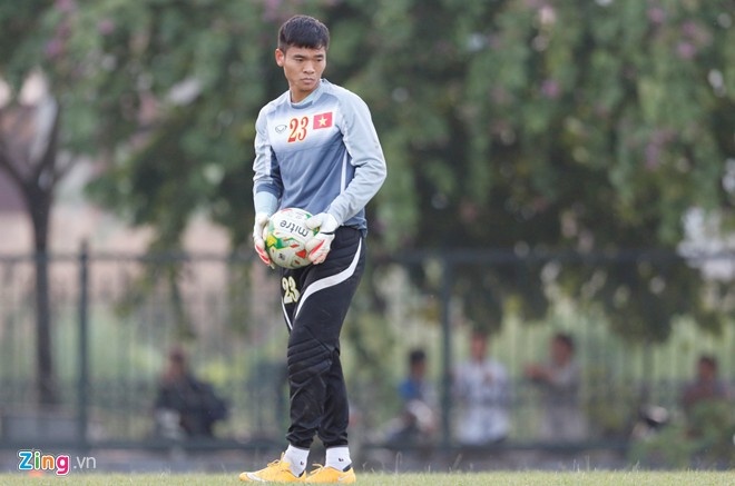 Điều Nguyên Mạnh cần nhất ở thời điểm này là sự thông cảm và chia sẻ để lấy lại tự tin.