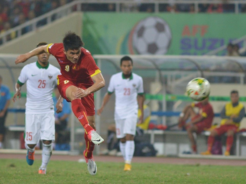 Công Vinh đã vươn lên xếp thứ 5 trong danh sách những câu fthủ ghi nhiều bàn thắng nhất tại AFF Cup.