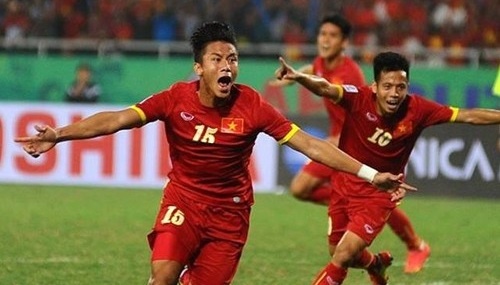 6 tan binh 'lon nhanh nhu thoi' cua HLV Miura hinh anh