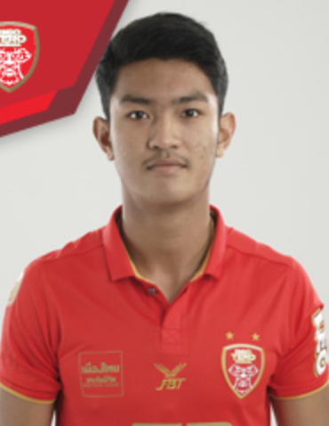 Tuy năm nay mới chỉ 21 tuổi nhưng Adisorn Promrak đã đóng vai trò rất quan trọng tại trung tâm hàng phòng ngự Thái Lan.