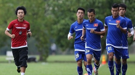 Nguyen nhan khien HLV Miura bat ngo noi cau hinh anh