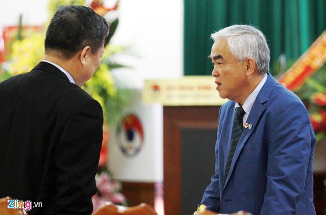 Chủ tịch VFF Lê Hùng Dũng tuyên bố sẽ mời công an điều tra tiêu cực tại AFF Cup 2014. Ảnh: Tùng Lê
