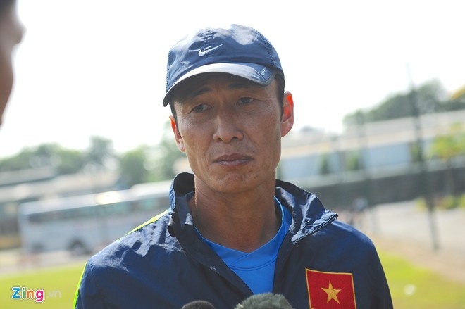 Trợ lý Đặng Phương Nam cũng gây sốc bằng phát biểu về lứa U19. Ảnh: Tùng Lê