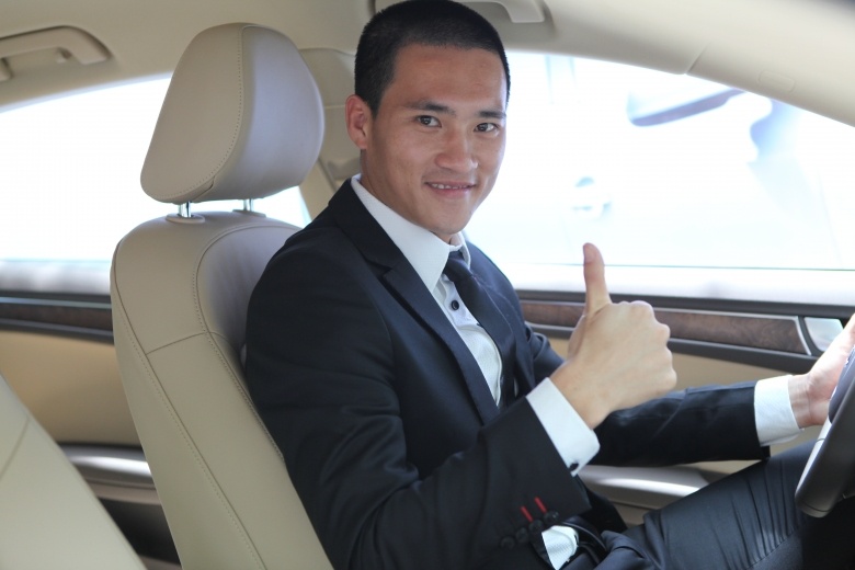 5 hop dong ‘bom tan’ truoc them V.League 2015 hinh anh