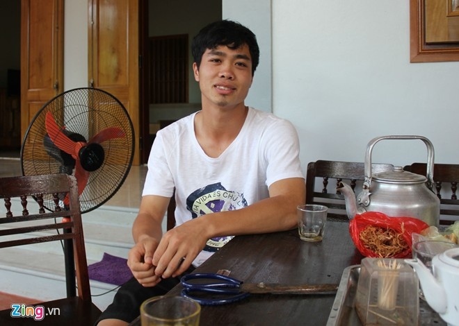 Công Phượng đã phải đối diện với rất nhiều sức ép xung quanh nghi án gian lận tuổi.