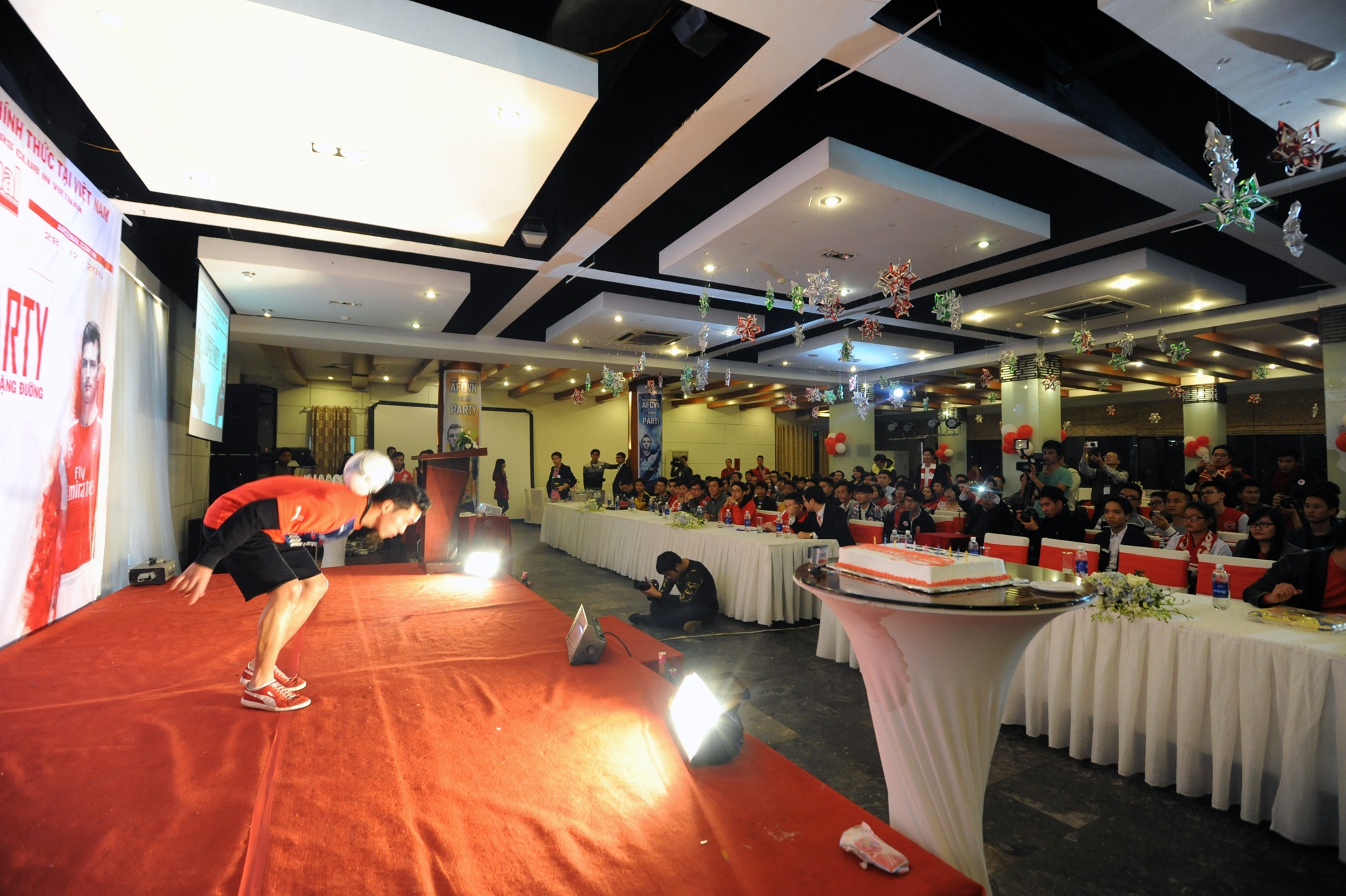 Bên cạnh những tiết mục văn nghệ